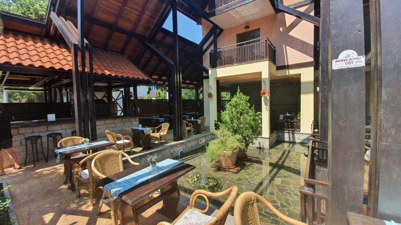 Hotel Villa Bora Сонячний Берег Екстер'єр фото